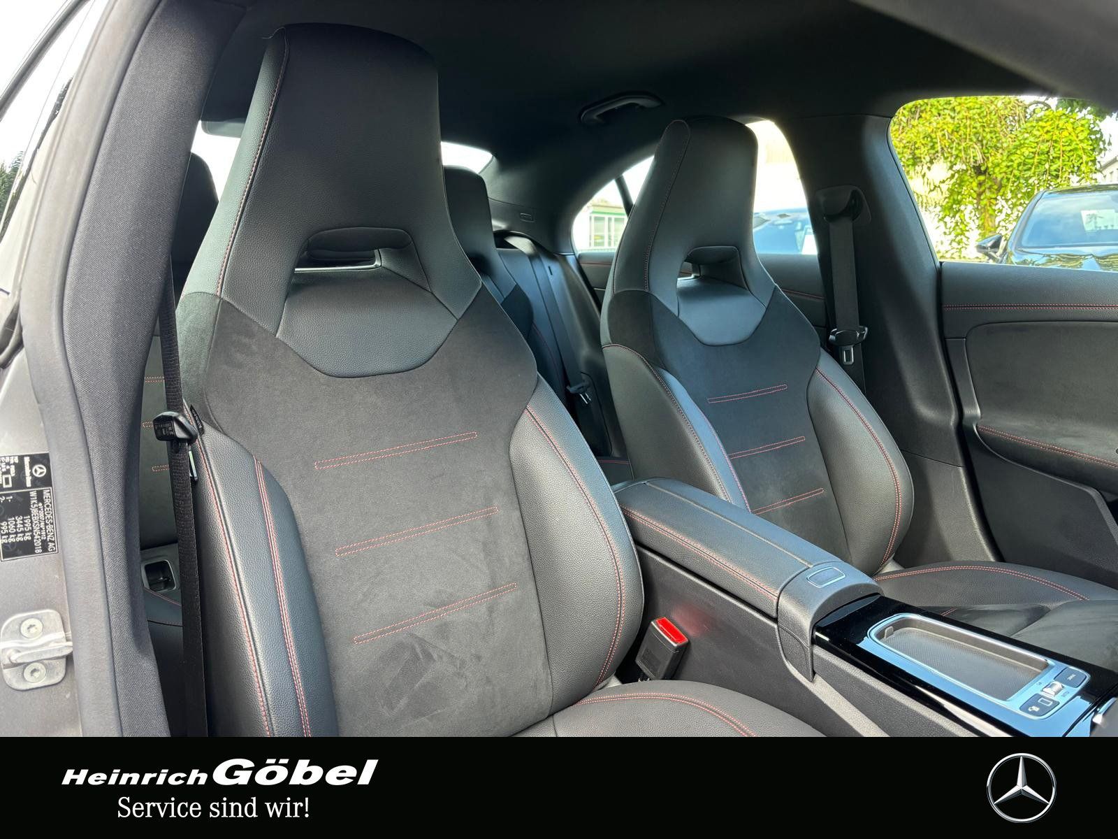 Fahrzeugabbildung Mercedes-Benz CLA 180 AMG*KEYLESS*KAMERA*AMBIENTEBELEUCHTUNG*