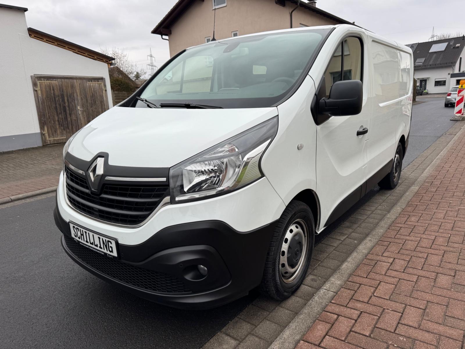 Renault Trafic Kasten L1H1 3,0t Komfort Sortimo+NAVI