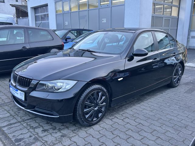 BMW 318 i Xenon Scheckheft Klima CD-Spieler PDC