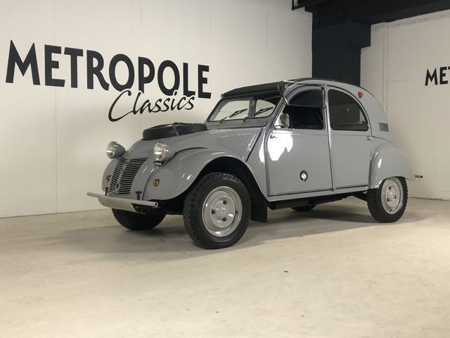Citroën 2 CV Sahara 4x4 M0618