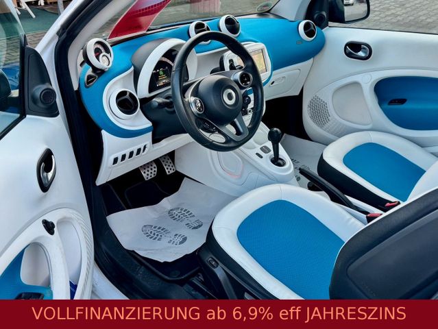 Smart ForTwo-PANO-NAVI-KLIMA-SHZG-TEMPO-KAMERA-ALU-SPH