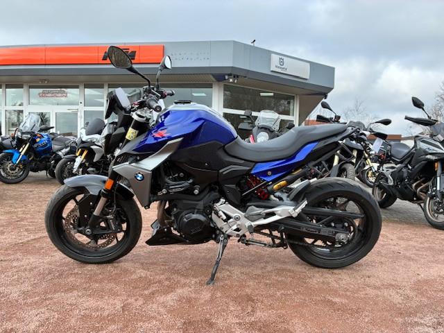 BMW F900R 4 Pakete und  viel Zubehor