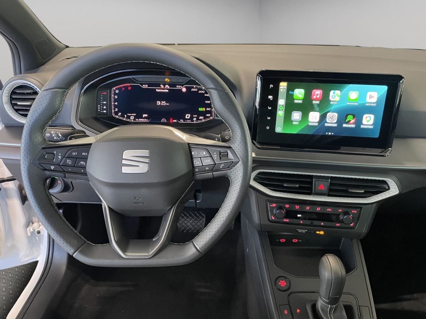 Fahrzeugabbildung SEAT Ibiza 1.0 TSI 85 kW FR Navi Digitales Cockpit LE