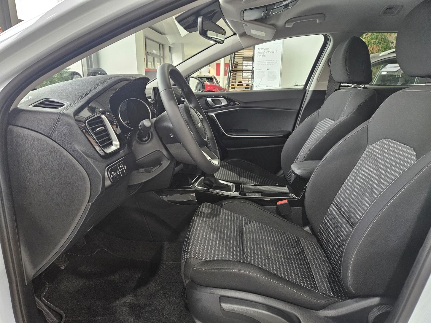 Kia Ceed_sw Ultimate Edition 1.0 T-GDI Navi