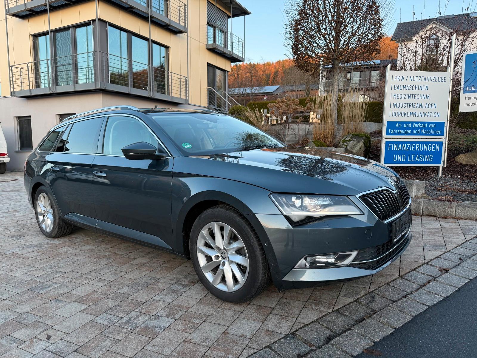 Skoda Superb Combi Premium Edition