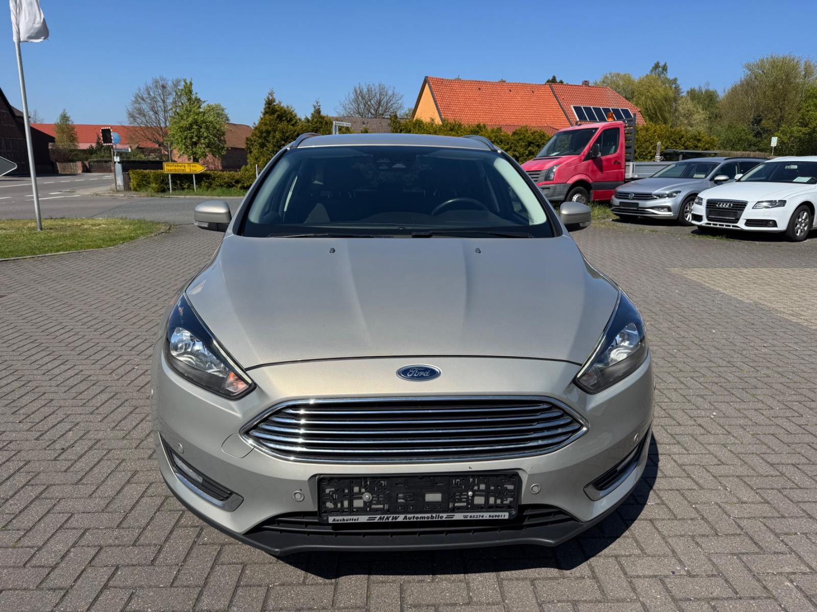 Ford Focus Turnier Titanium Navi,Lenk-heiz,Sitz-heiz