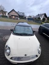 MINI Mini Cooper cremig 177.000 km - MINI Cooper C Diesel Gebrauchtwagen