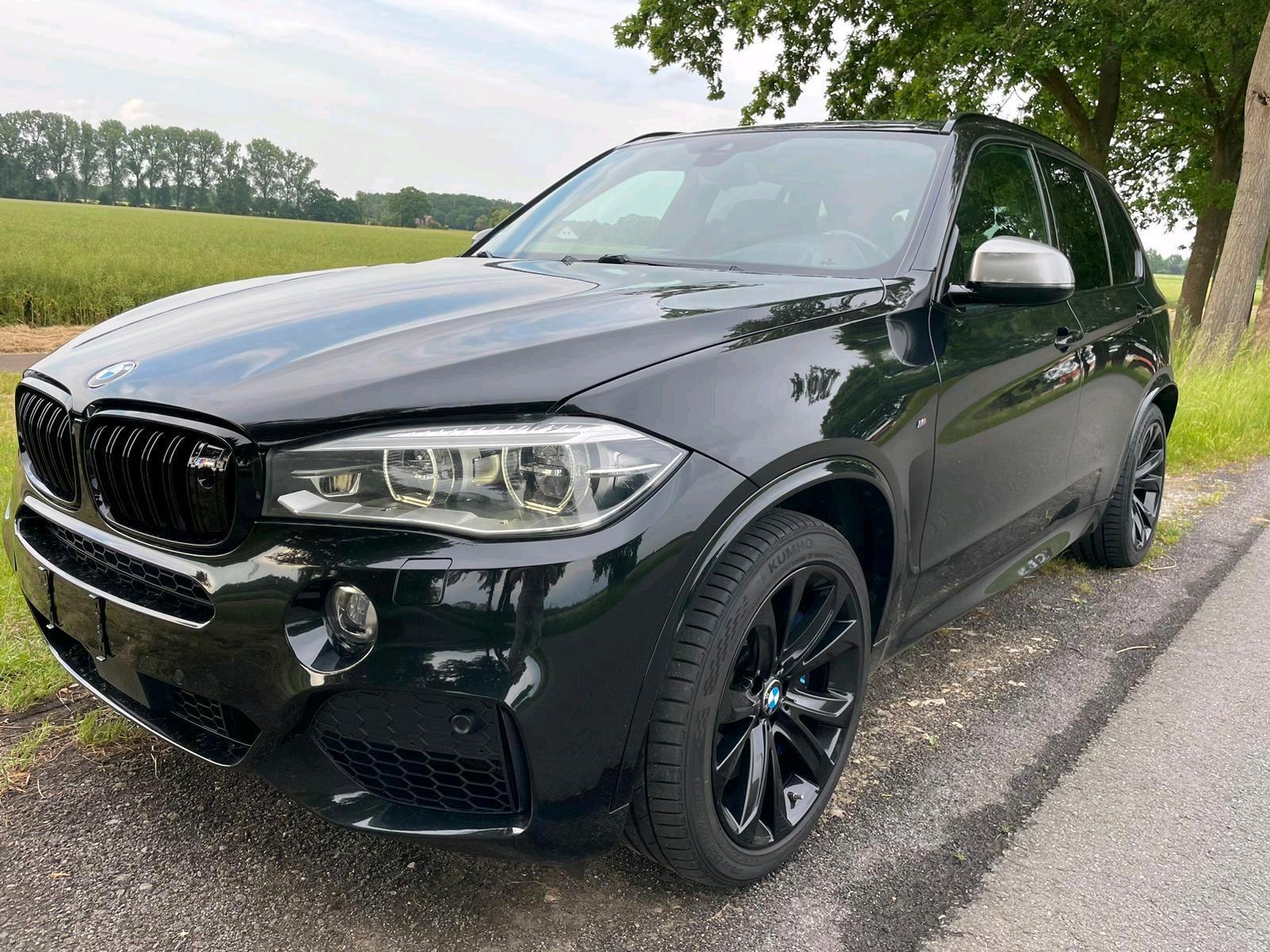 BMW X5 M50