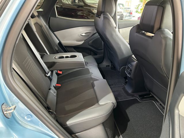 Ford Explorer Select RWD