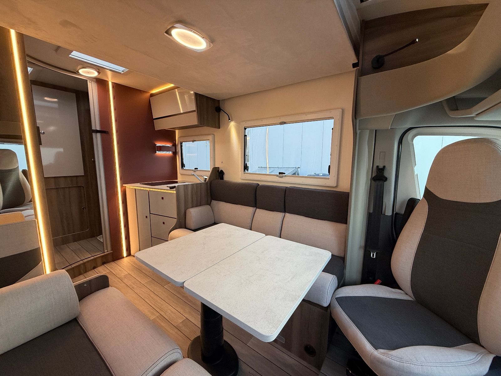 Fahrzeugabbildung Roller Team Kronos Fit 230 TL