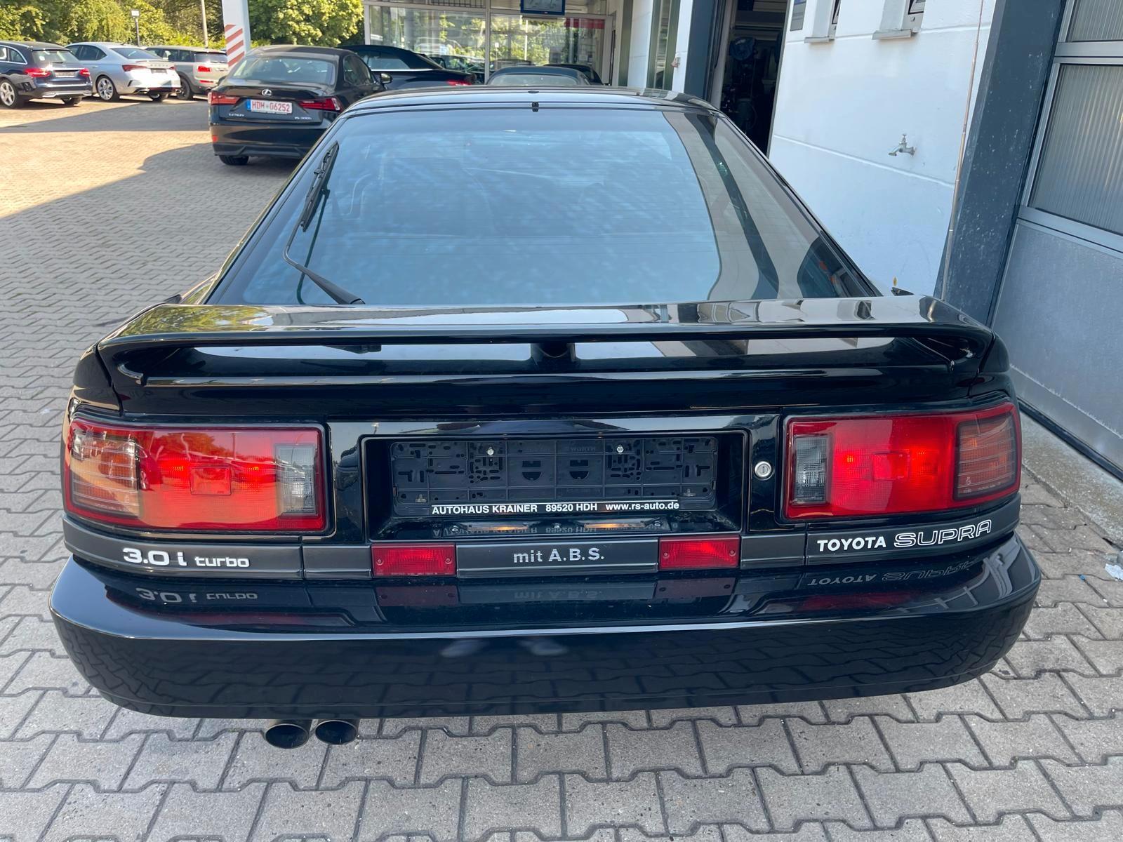 TOYOTA SUPRA - 3.0I TURBO - MK3 - 238 CV - BVA - CARNET ENTRETIEN