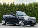 MINI COOPER Cabrio 1,6-1.Hand-Navi-Leder-Klimaaut-SH - MINI MINI mit Benzin-Antrieb: Cabrio, 1.6