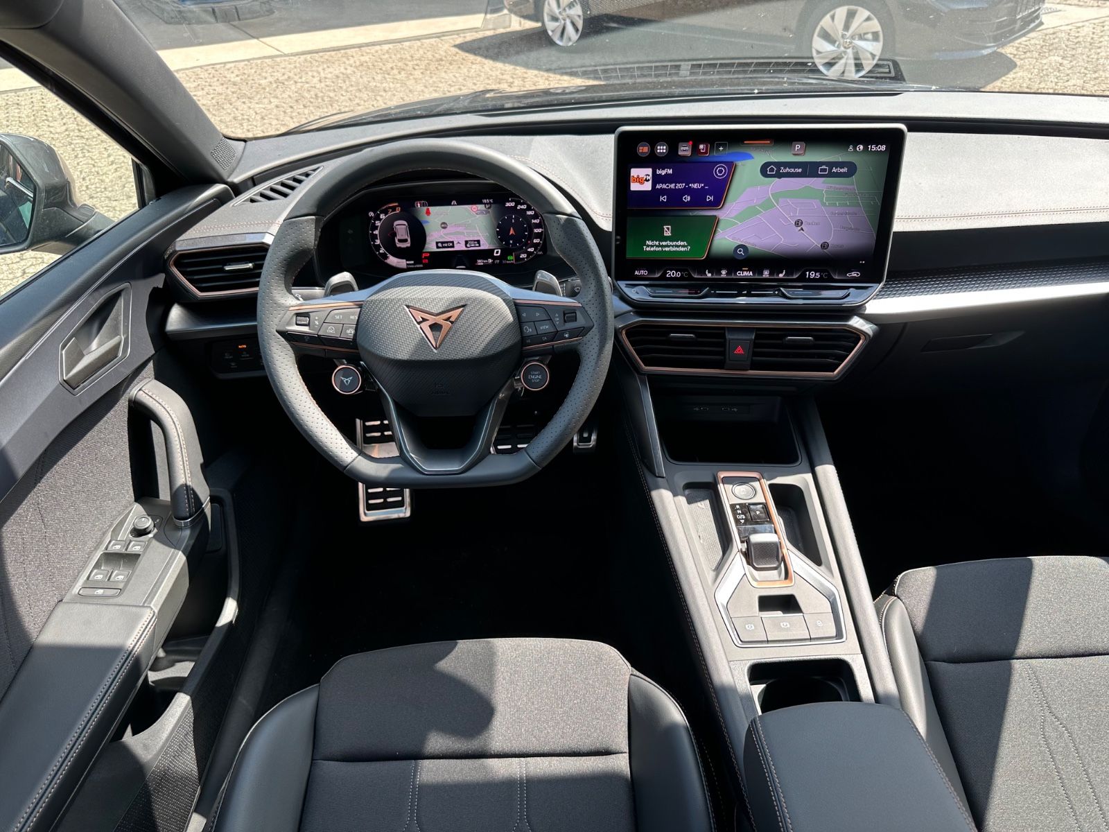 Fahrzeugabbildung CUPRA Leon ST 1.5 eTSI DSG Navi/AHK/LED/SHZG/18"