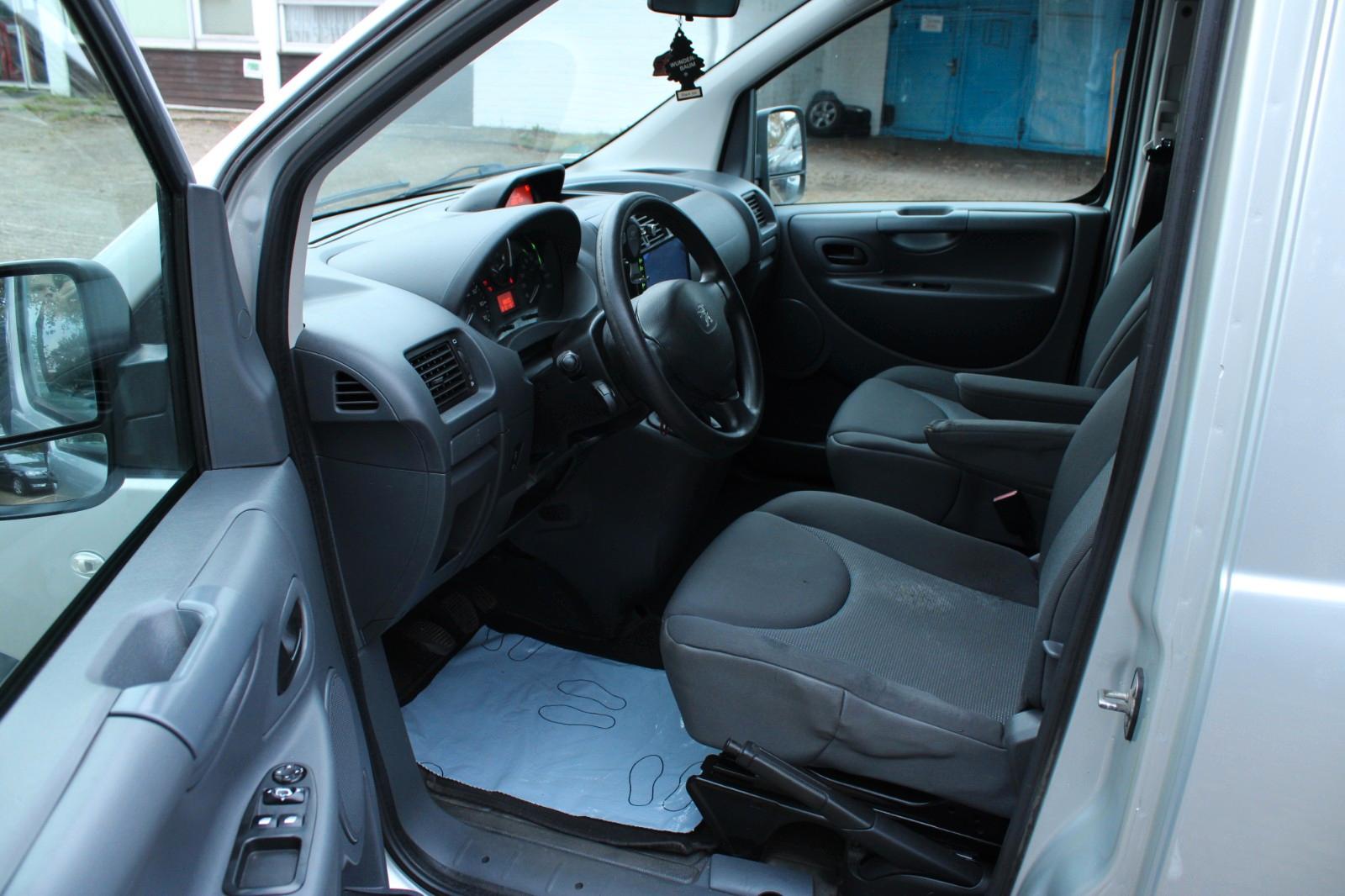 Peugeot Expert L1H1 Kasten Standheizung Tempomat Kamera