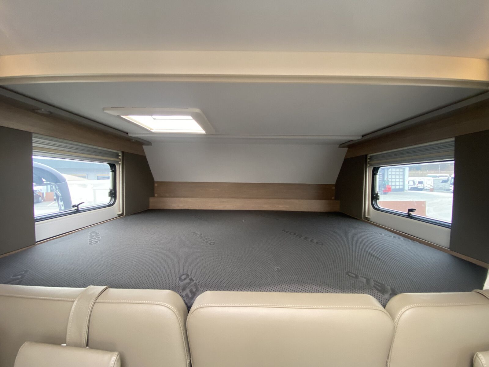 Fahrzeugabbildung Morelo Loft Alkoven 88 L AHK, Gastank, Spülmaschine