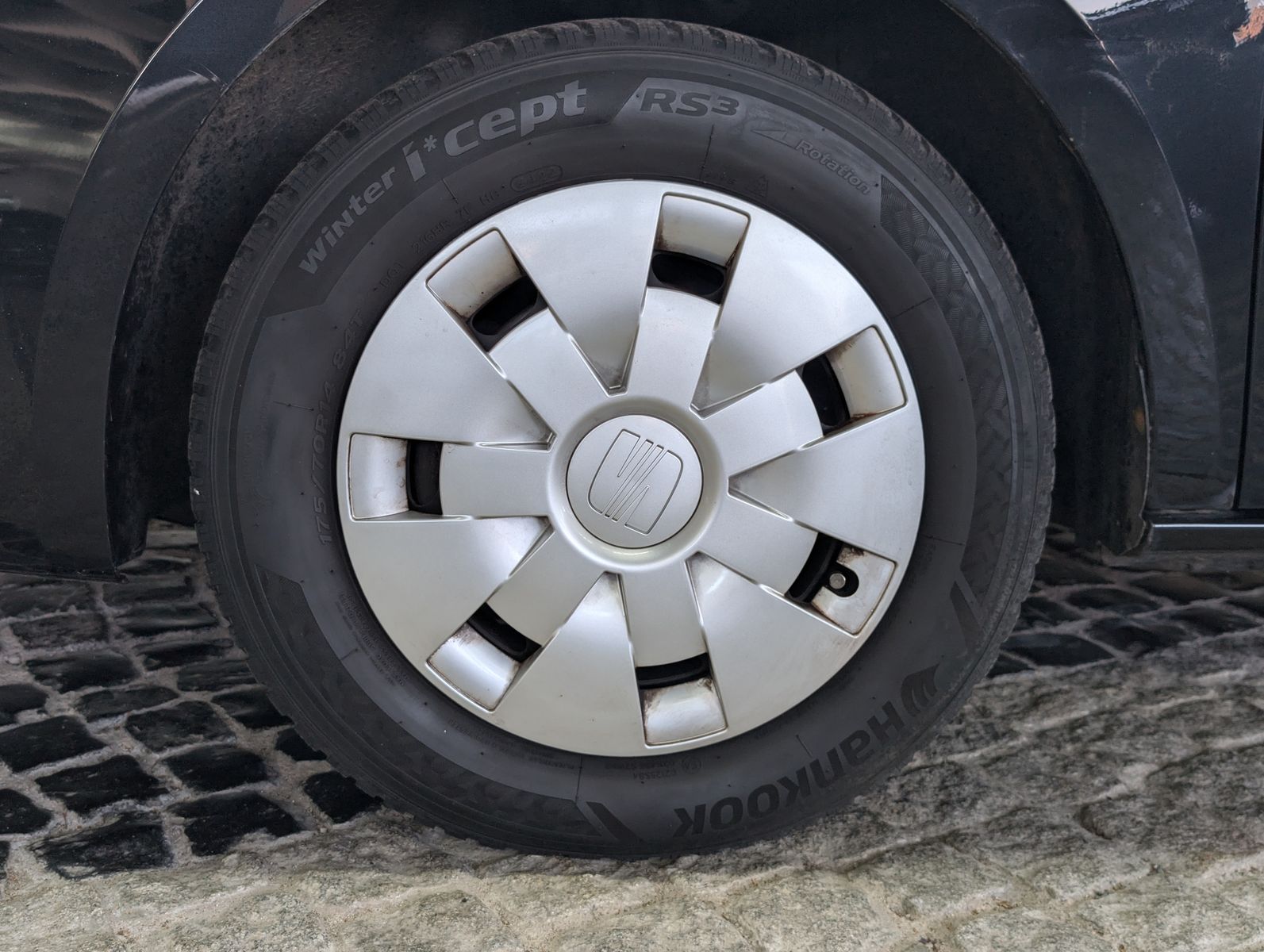 Fahrzeugabbildung SEAT Ibiza Reference Limo 1.4 EURO 5 TÜV KLIMA AUX