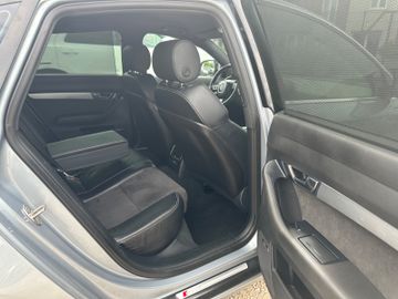 Audi A6 - 12