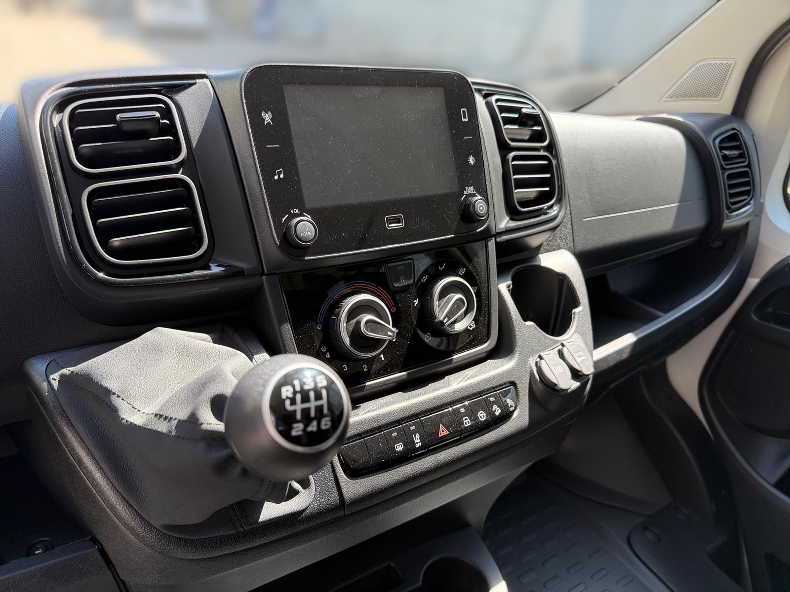 Fahrzeugabbildung Fiat Ducato Maxi L3 Doka Pritschenwagen 140 MT6