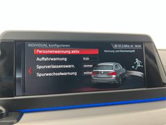 BMW 520 d M Sport Line / 2.HD / NUR 87.tKM /PANORAMA BMW 520 d M Sport Line / 2.HD / NUR 87.tKM /PANORAMA
