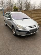 Peugeot 307 mit frischem TÜV - Peugeot 307 mit Anhängerkupplung