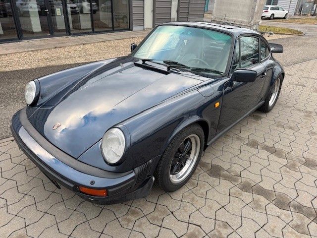 Porsche 911  3.2  Carerra