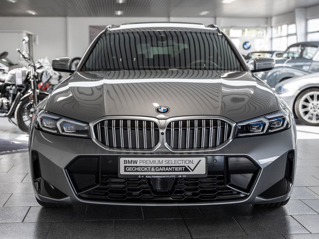 BMW 320i Touring M-Sport FACEL. PANO HUD 360° LED foto 3