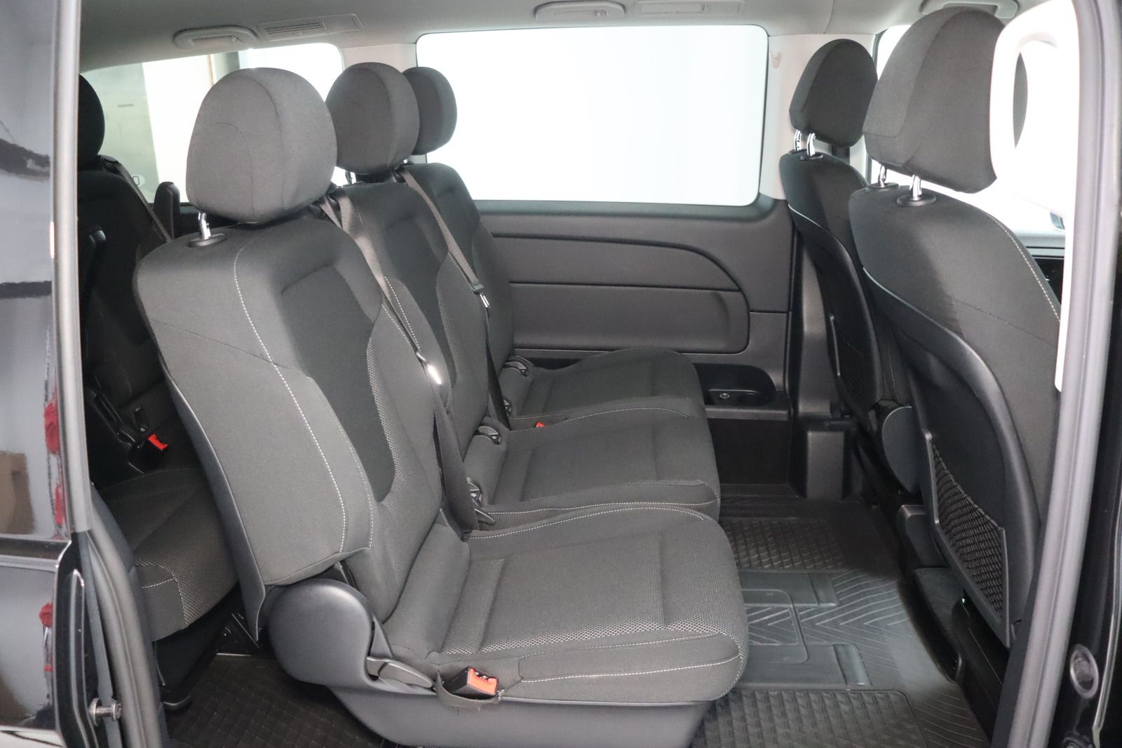 Fahrzeugabbildung Mercedes-Benz V 220 CDI/d EDITION lang * 7-Sitze * LED * ILS