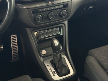 Volkswagen Sharan 2.0TDI XENON PANORAMA ACC DCC 7 SITZ AHK