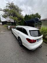 Mercedes-Benz C 300 e T  Avantgarde mit AHK, Businesspaket - Mercedes-Benz C 300 mit Hybrid-Antrieb: Automatik