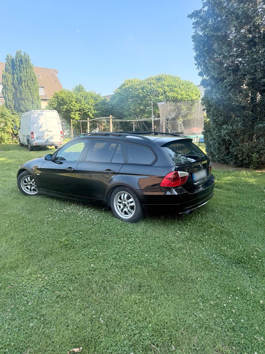 BMW 320 2006 — photo 5