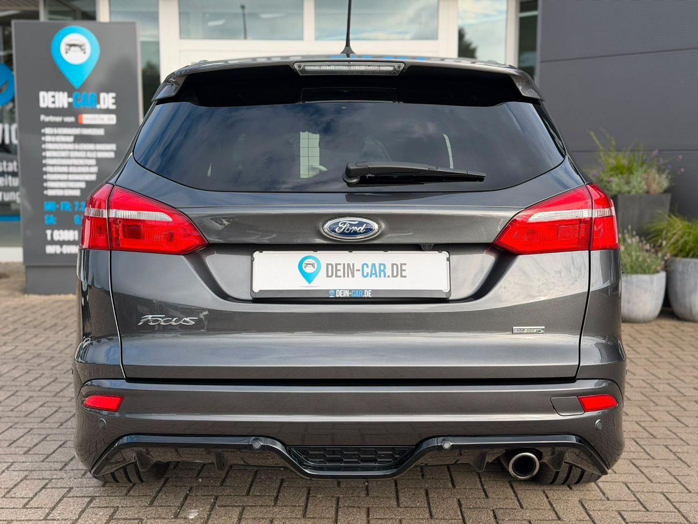 Ford Focus ST-Line Navi PDC SHZ Winterp. Facelift Kam