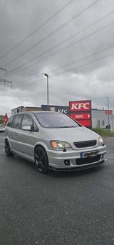 Opel Zafira OPC 2.0 turbo Benzin - Opel Zafira: Opc Turbo