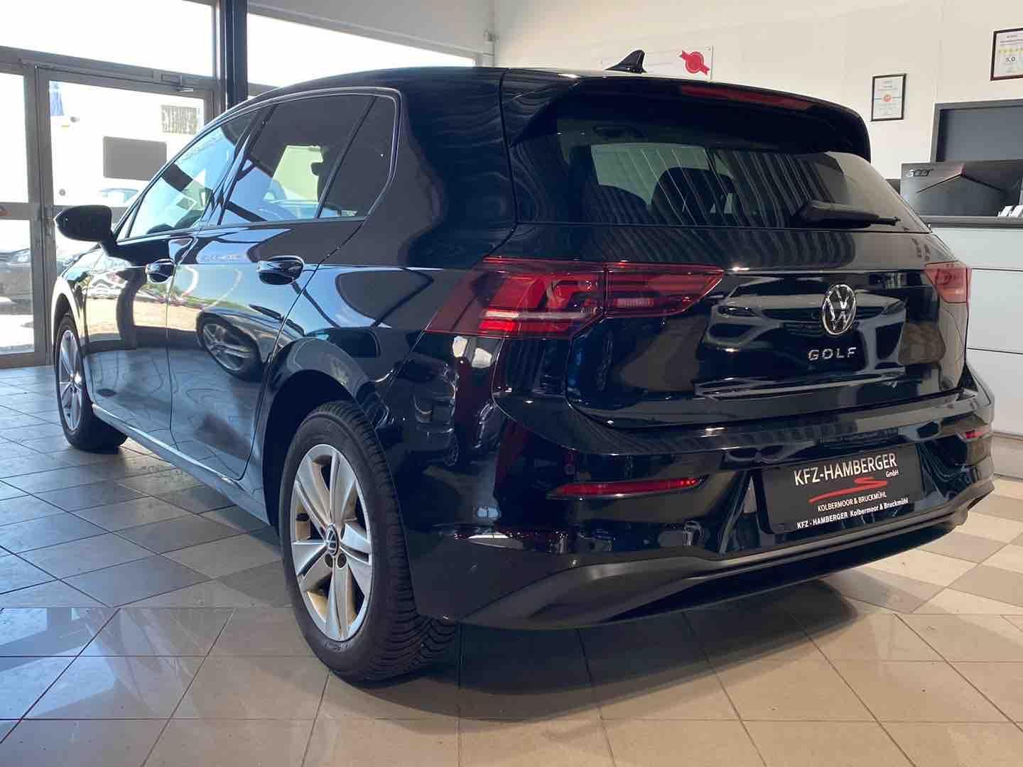 Volkswagen Golf VIII LIM. 1.5 TSI LIFE ACC SHZ PDC LED-SCHE, миниатюра 7