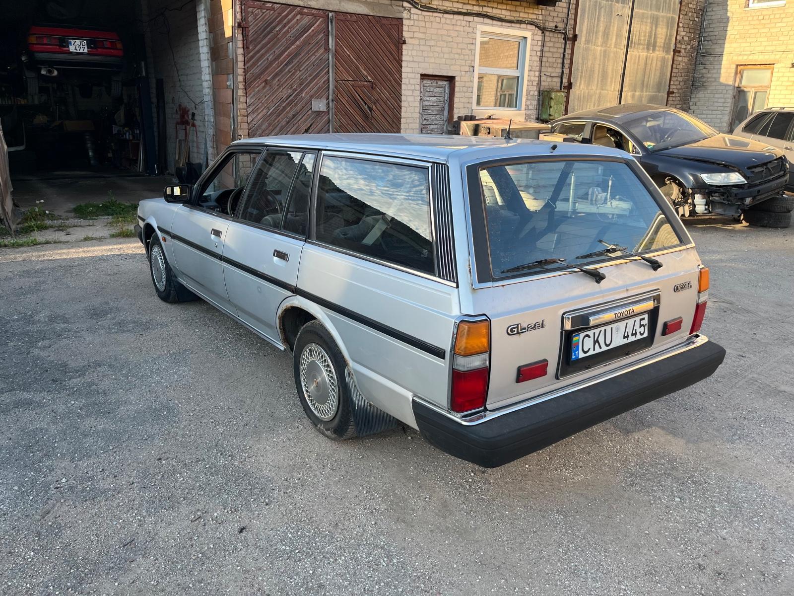 b8b23fb3-2cbd-499e-89f7-d3bce301308e