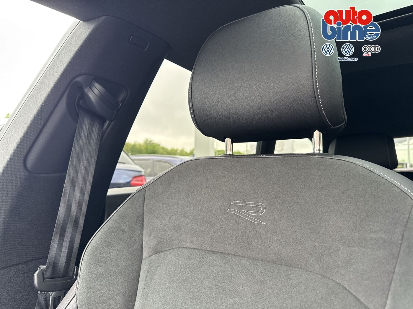 Arteon Shooting Brake 2.0 TDI R-Line AHK Pano Na