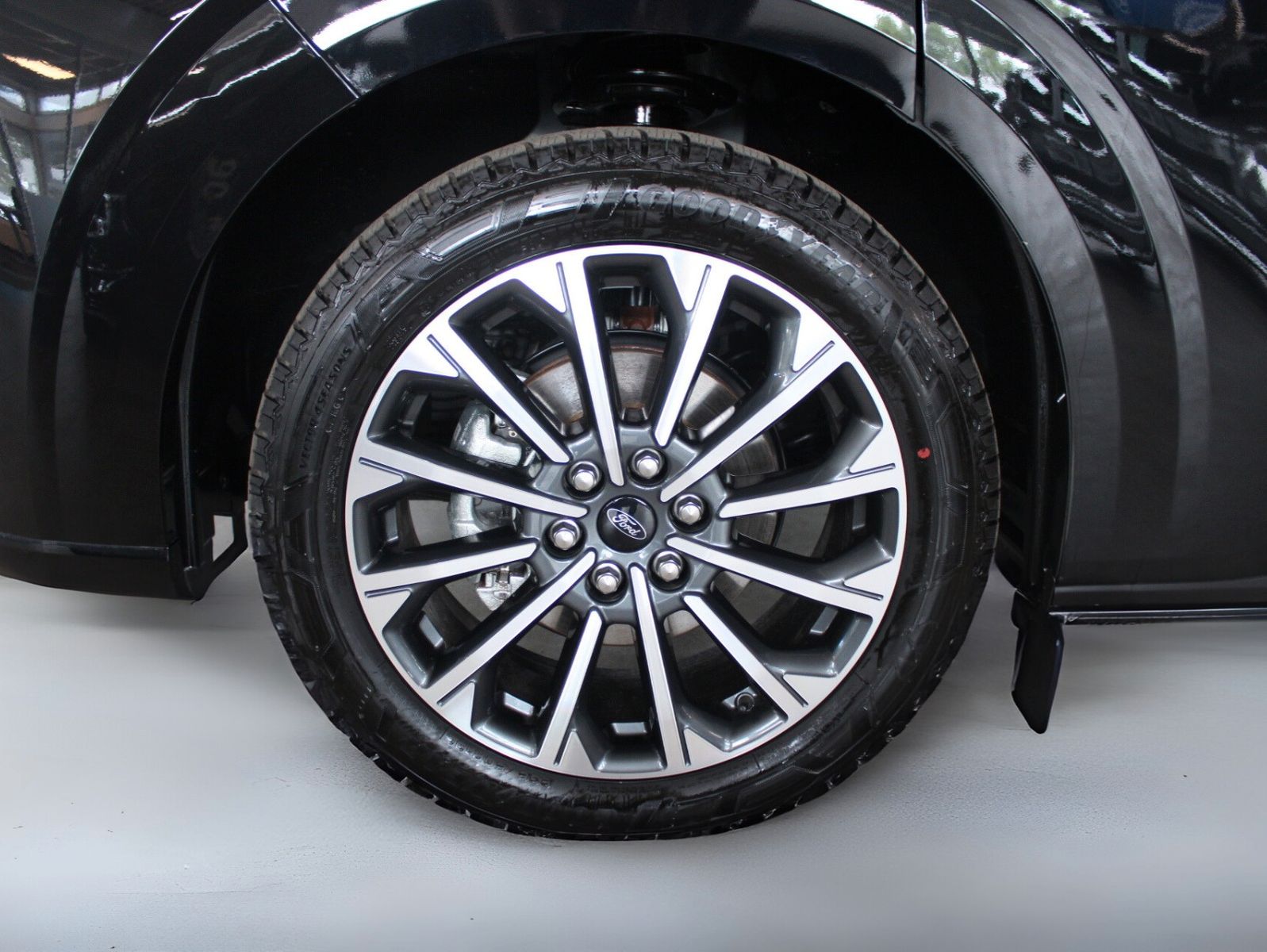Fahrzeugabbildung Ford NUGGET L2 Titanium MARKISE + Aufstelldach SOFORT