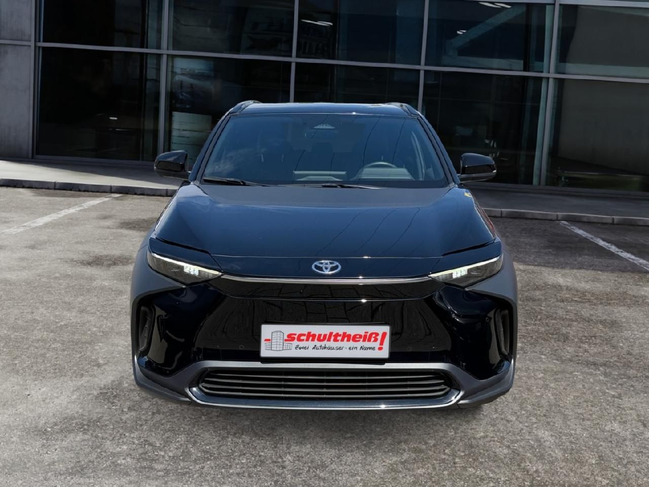 Fahrzeugabbildung Toyota bZ4X FWD