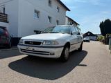 Opel Auto Opel Astra F Caravan 1.6 |1 Hand - Opel Astra aus 1996: Kombi