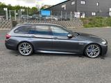 BMW M550d xDrive Touring AHK,HK Sound, HUD,Standh. - BMW M550: 550d