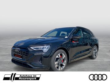 Audi Q8 e-tron - 1