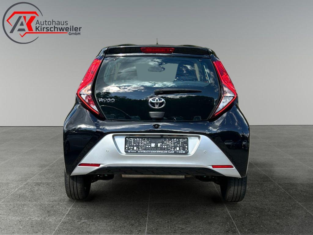 Toyota Aygo X Aygo x-play Team Deutschland, миниатюра 4