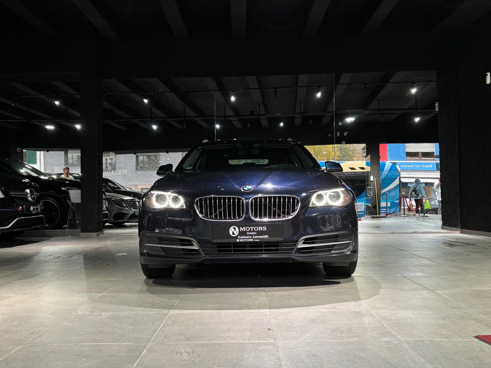 Fahrzeugabbildung BMW 520d xDrive *Automatik*Kamera*SHZ*Navi*Klima