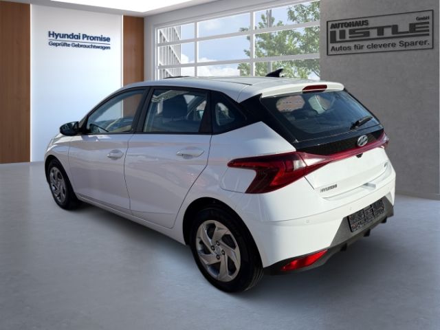 Fahrzeugabbildung Hyundai i20 Essential 1.0 T-GDI +CARPLAY+TEMPOMAT+SHZ+RF