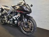 Honda CBR 600 RR - HONDA CBR 600 RR