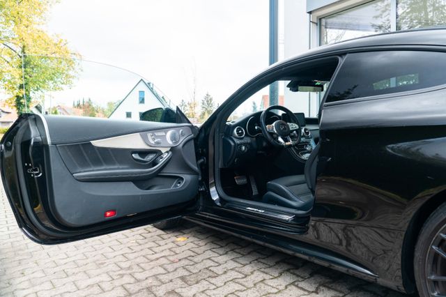 Mercedes-Benz C63S AMG Coupe / BURMESTER/ PANO/ HIGH-END/ 360° Mercedes-Benz C63S AMG Coupe / BURMESTER/ PANO/ HIGH-END/ 360°