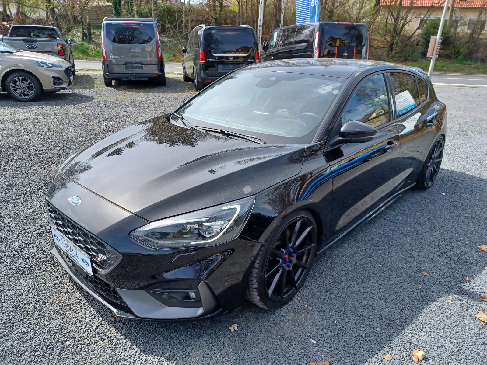 Ford Focus 2,3 ST ** Styling / TOP ** mit Garantie