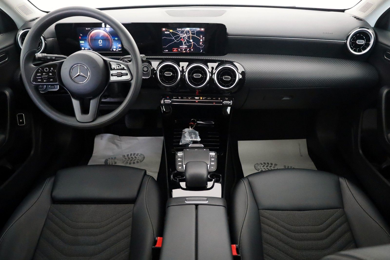Fahrzeugabbildung Mercedes-Benz A 250 e,Style T.Leder,Navi,LED,SH,Kamera,SR+WR