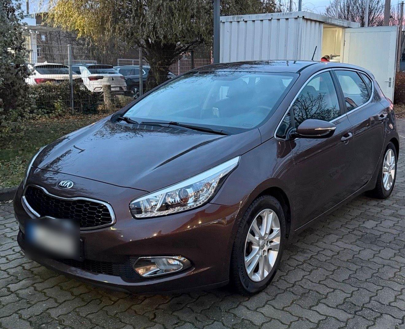 Kia Andere