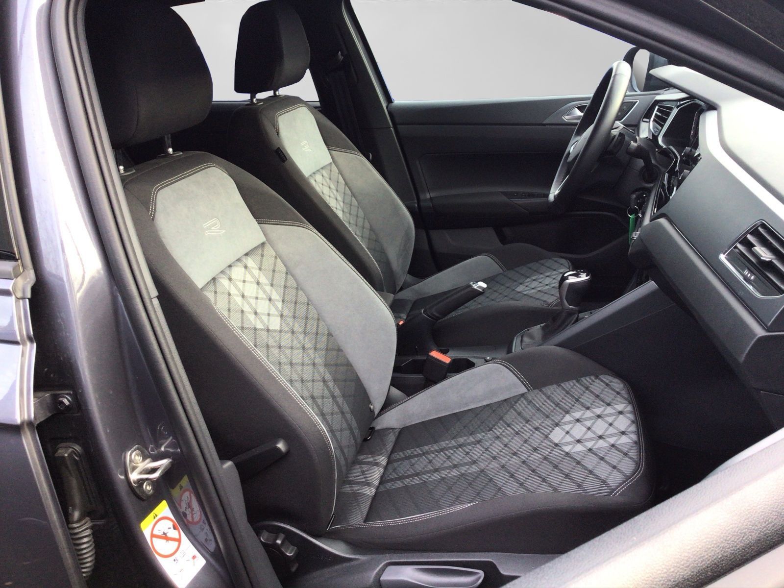 Volkswagen Taigo - Bild 4