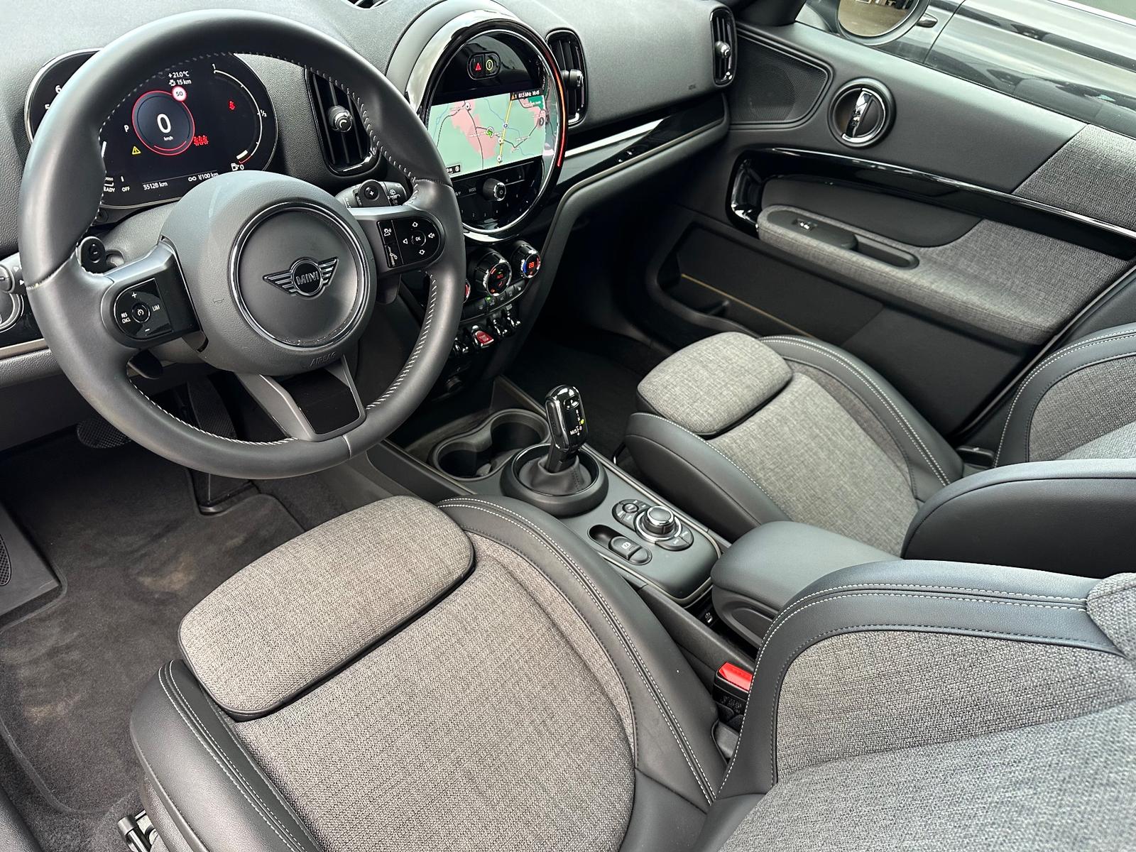MINI Countryman S Cooper All4 Black NAV+LED+KAM